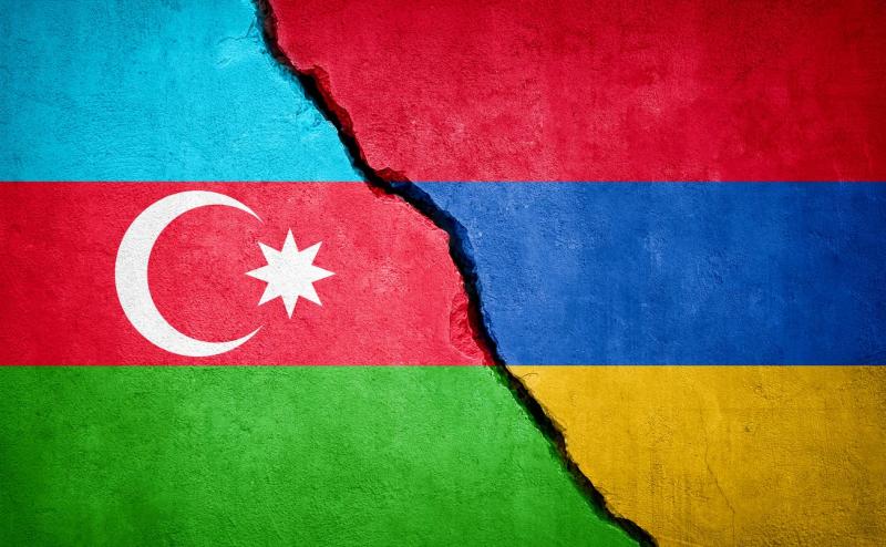 أرمينيا وأذربيجان تتبادلان الاتهامات بإطلاق النار على الحدود