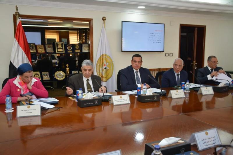 4 وزراء ومحافظ الجيزة يتابعون موقف مشروع محطة تحويل المخلفات إلى طاقة كهربائية بمنطقة أبو رواش