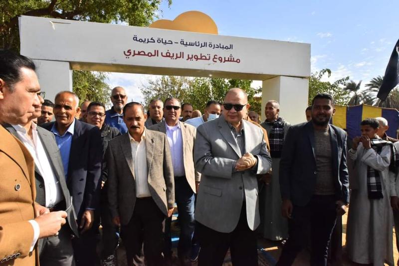 محافظ أسيوط يتفقد مشروع توسعات محطة مياه الحوطا الشرقية بديروط