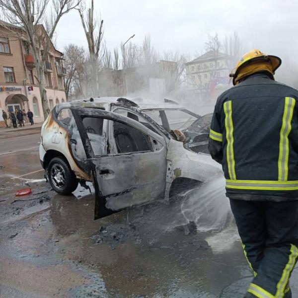 أوكرانيا.. إصابة شخصين جراء انفجار سيارة وسط مدينة ميليتوبول