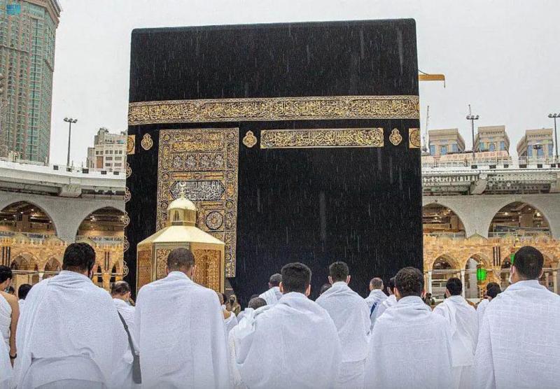 شؤون الحرمين تكثف استعداداتها لمواجهة الأمطار في المسجد الحرام