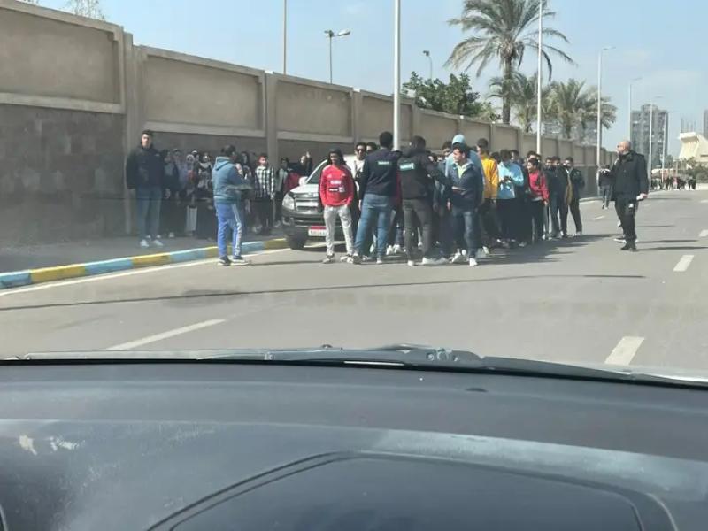 الجماهير تتوافد على ستاد القاهرة لمؤازرة مصر أمام موزمبيق