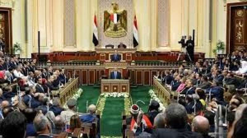 النواب يوافق نهائيا على تعديلات قانون تيسيرات سيارات المصريين بالخارج