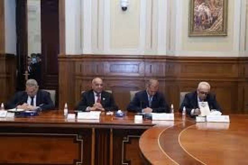 المستشار عبدالوهاب عبدالرازق رئيس الشيوخ يلتقي رئيس مجلس الأعيان الأردني