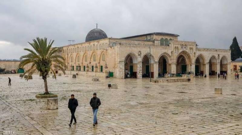 الخارجية الفلسطينية تُطالب بتدخل دولي عاجل لوقف استهداف المسجد الأقصى