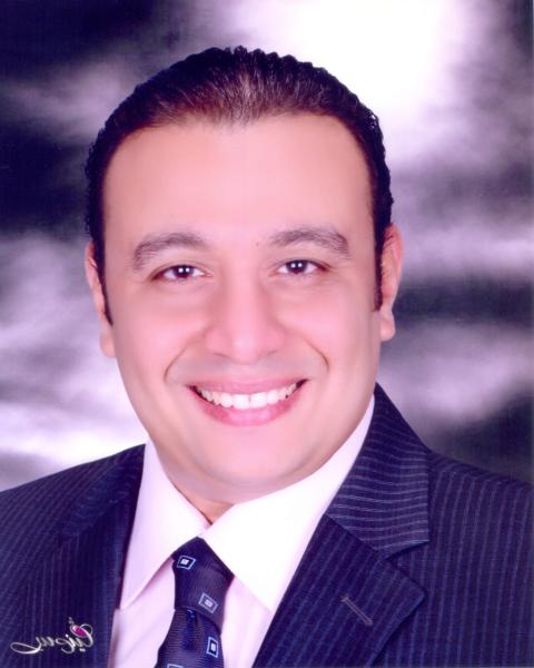 حصول الباحث أحمد مصطفى السيد على درجة الدكتوراه في إدارة الأعمال
