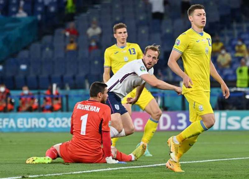 حضور أكثر من ألف لاجئ أوكراني مباراة إنجلترا مع أوكرانيا باستاد ويمبلي