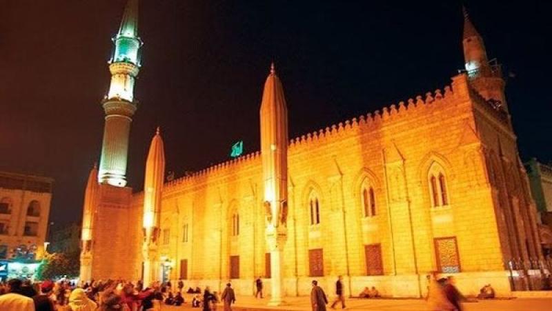 إقامة أكثر من 300 مائدة رحمن وإعداد 500 مسجد للاعتكاف في القاهرة خلال رمضان