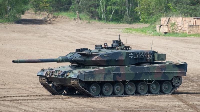 إسبانيا تعتزم إرسال 6 دبابات ليوبارد إلى أوكرانيا في الأسابيع المقبلة