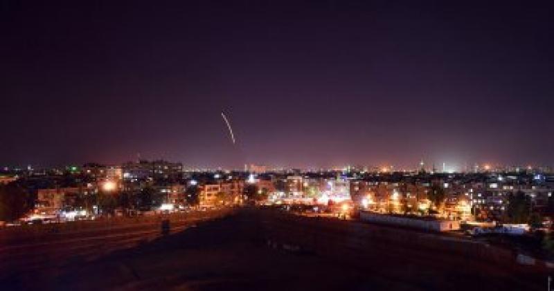 الدفاعات الجوية السورية تتصدى لهجوم صاروخى إسرائيلى فى أجواء دمشق