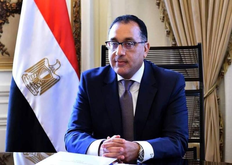 وزير التنمية المحلية يهنئ رئيس مجلس الوزراء بحلول ذكرى عيد تحرير سيناء