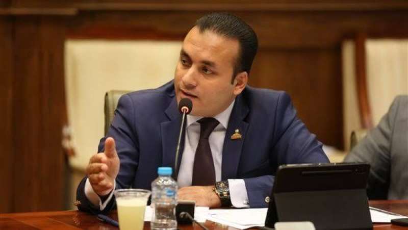 عمرو فهمي يطالب الحكومة بإنشاء مستشفى طوارئ بمدينة المحلة