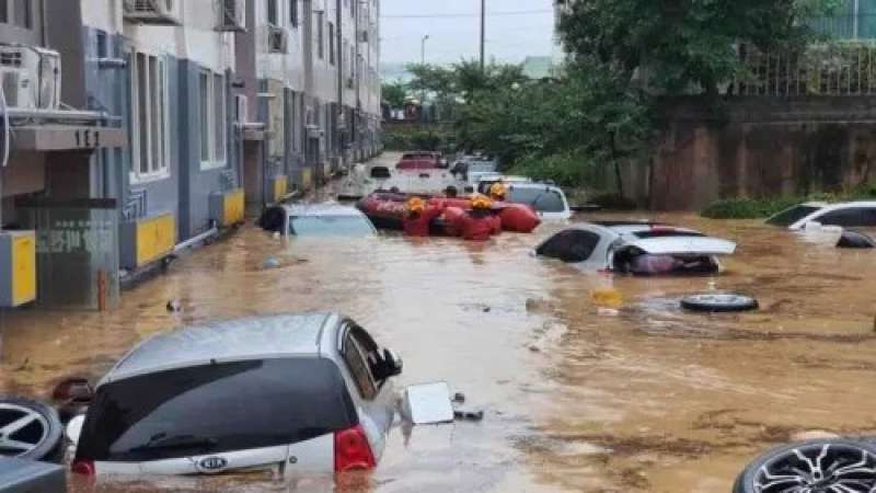 مصرع 33 شخصا وفقدان 10 آخرين جراء هطول أمطار غزيرة في كوريا الجنوبية