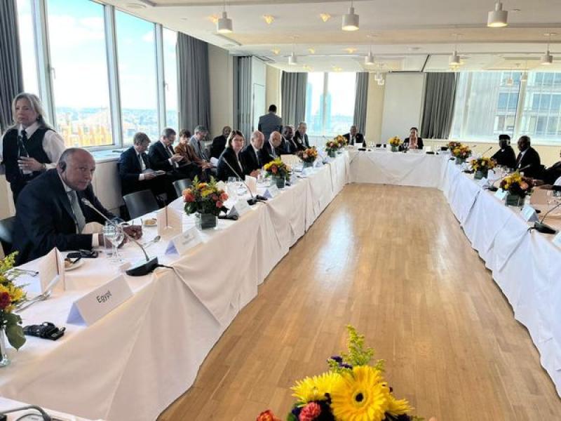 وزير الخارجية يشارك في غذاء عمل يستضيفه المستشار الألماني حول مستقبل النظام متعدد الأطراف