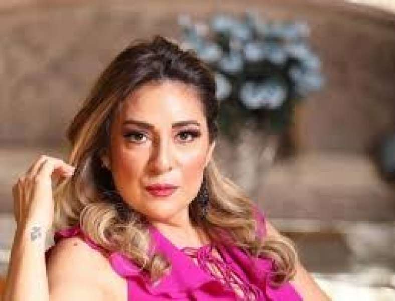 طليقة شريف منير: تم إجبار بناتي على مهاجمتي عبر السوشيال ميديا