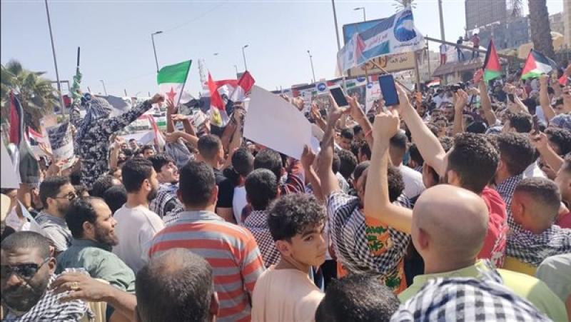 «مش هنفرط في سيناء».. ميدان الحصري ينتفض ضد تهجير الشعب الفلسطيني