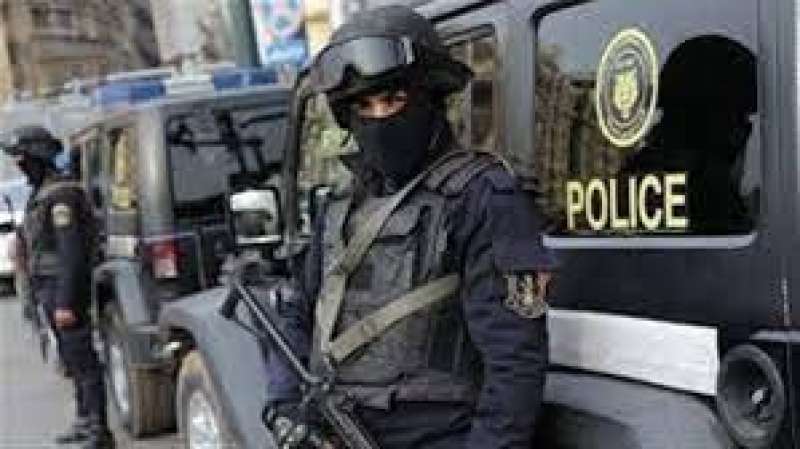 مواصلة الجهود الأمنية لتحقيق الأمن ومواجهة كافة أشكال الخروج عن القانون