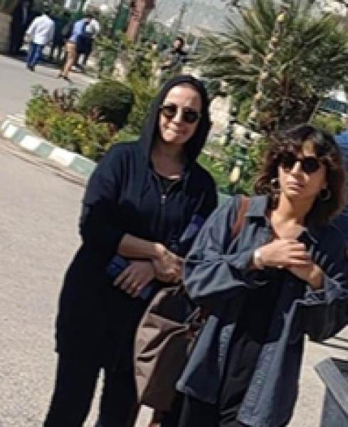 نجوم الفن في جنازة صلاح رمزى