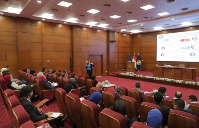 أكاديمية الشرطة تنظم ورشة العمل التدريبية الثلاثين للكوادر الإدارية بالدولة تحت عنوان ”دور الجهاز الحكومى فى مواجهة مخططات إسقاط الدول”