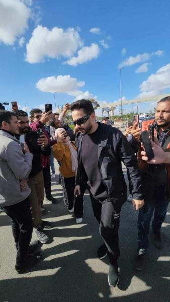حضور  نجوم الفن لتشييع جثمان طارق عبد العزيز إلى مثواه الأخير