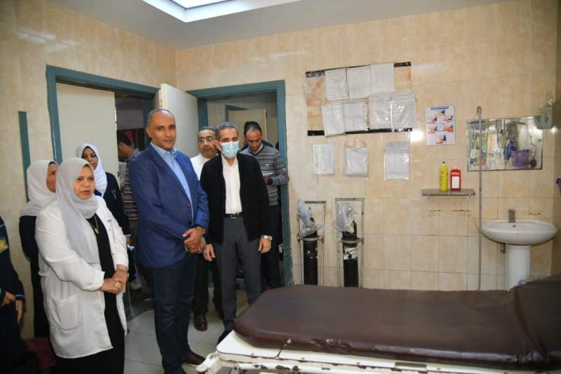 محافظ الغربية يتفقد عددا من القطاعات بسمنود للتأكد من جاهزيتها لإدارة الأزمات والكوارث