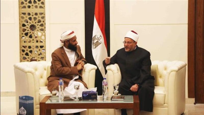 مفتي الجمهورية يبحث مع وزير الأوقاف اليمني تعزيز التعاون وتبادل الخبرات