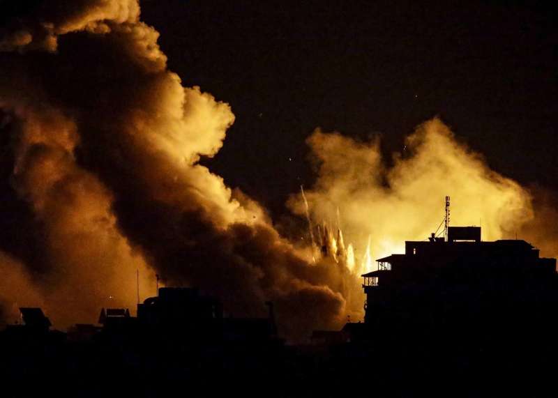 صحة غزة: الاحتلال يشن غارات على كل المحافظات ويرتكب مجازر كبرى