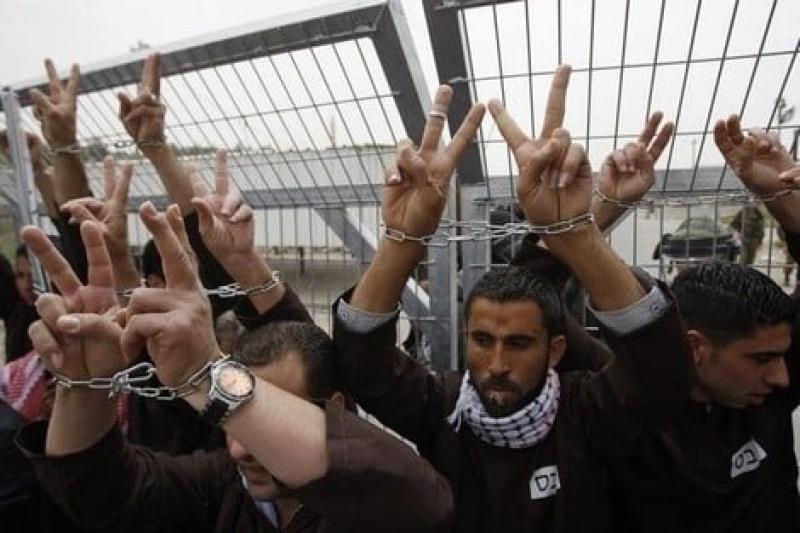 حماس: الاحتلال لن يستطيع تحرير الأسرى إلا بتبادل كما تريد المقاومة