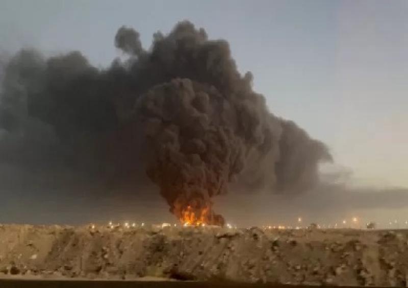 الجيش الأمريكي يعلن اعتراض صاروخ أطلقه الحوثيون باتجاه البحر الأحمر