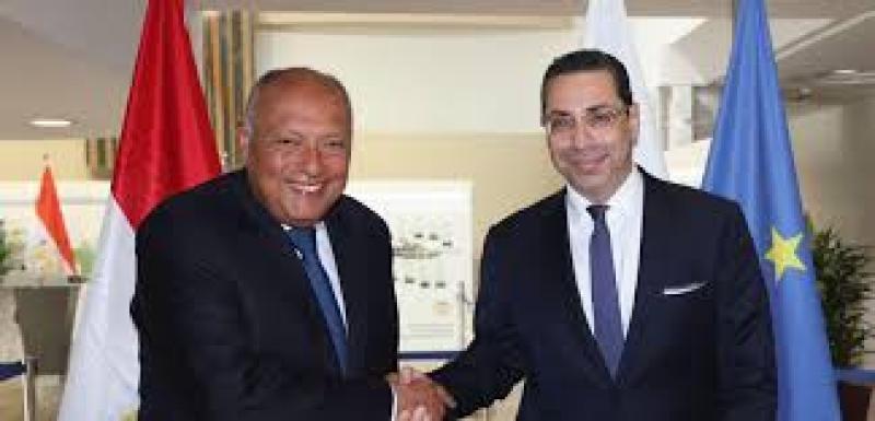 وزير الخارجية يلتقي بالرئيس القبرصي.. ويجري مباحثات مع وزير خارجية قبرص