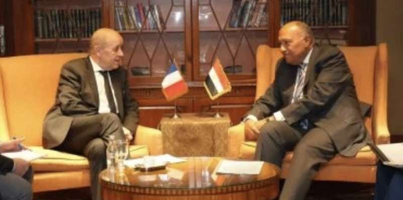 وزير الخارجية يبحث مع مبعوث رئاسى فرنسى جهود مصر لحل الأزمة اللبنانية