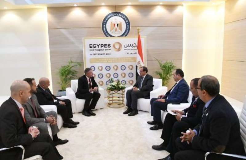 وزير البترول يبحث مع ”إكسون موبيل للاستكشاف” أنشطة الشركة التوسعية بمصر