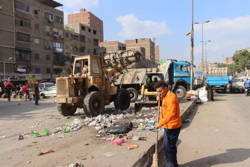 محافظ القليوبية يتفقد أحياء شبرا الخيمة  لمتابعة أعمال النظافة بالشوارع