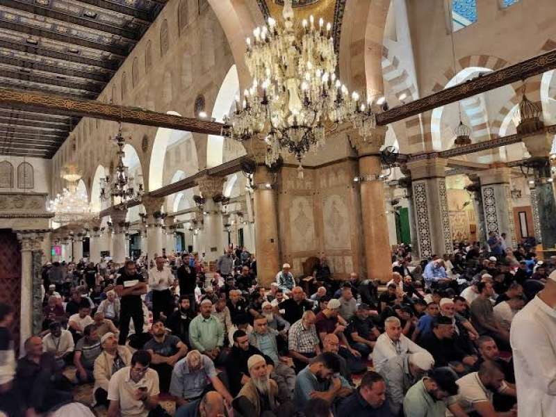 قوات الاحتلال تعيق وصول المصلين في أول ليالي رمضان إلى المسجد الأقصى