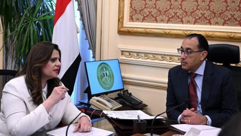 رئيس الوزراء يوجه باتخاذ إجراءات إنشاء المركز المصري للهجرة