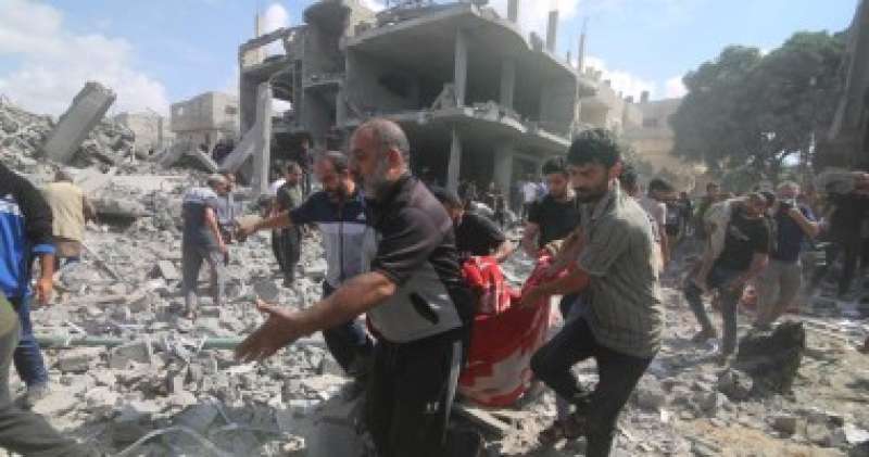 إعلام فلسطينى: وصول 18 شهيدا إلى مستشفى غزة الأوروبى جراء قصف إسرائيلى