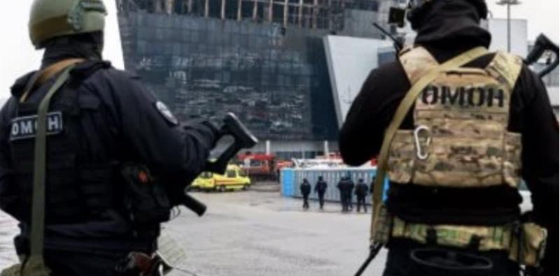 ارتفاع عدد قتلى هجوم وقع قرب العاصمة الروسية موسكو إلى 137