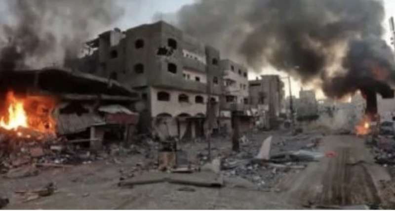 إعلام فلسطيني: شهداء وجرحى بقصف للاحتلال على محيط مجمع الشفاء غرب غزة