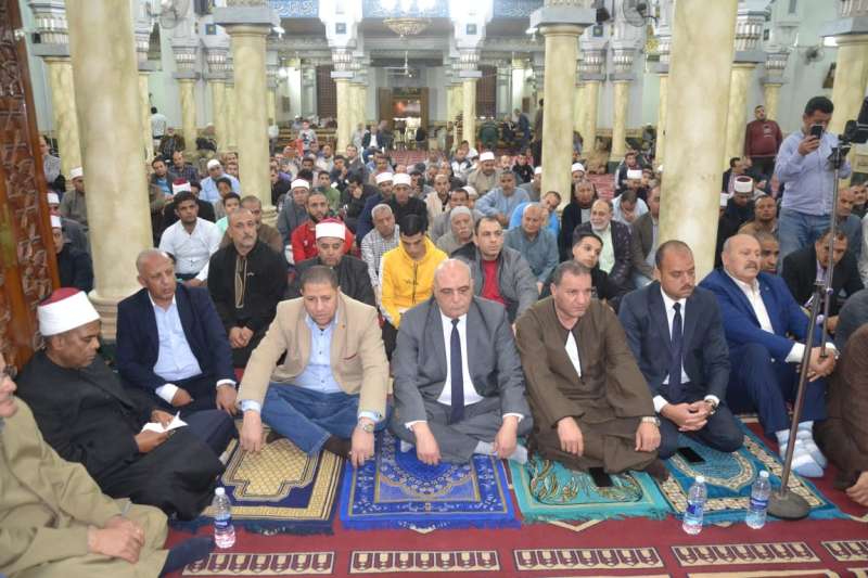 سكرتير عام المحافظة يشهد احتفالية الأوقاف بليلة القدر من مسجد التوبة بدمنهور