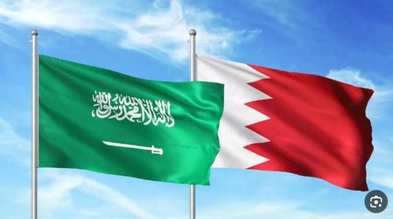 ولي العهد السعودي ونظيره البحريني يستعرضان العلاقات الثنائية