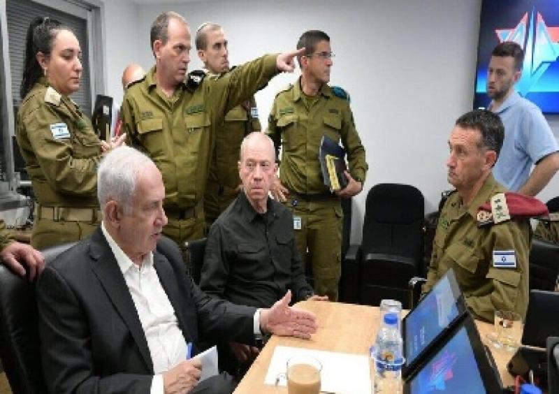 هآرتس تفضح هدف إسرائيل من سحب قواتها من جنوب غزة