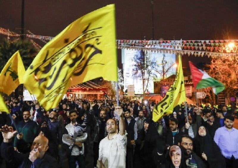 احتفالات في مختلف مدن إيران ابتهاجا بهجمات الحرس الثوري على الكيان الصهيوني
