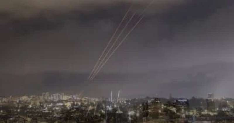 إعلام إسرائيلي: تل أبيب هاجمت 9 أهداف في قاعدة جوية للحرس الثوري قرب أصفهان