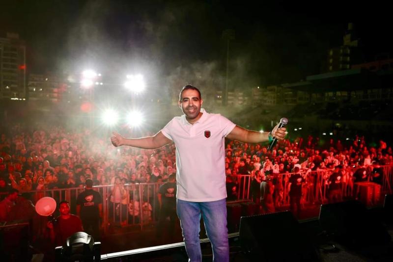 محمد عدوية يتألق في أولى حفلات ليالي مصر للربيع