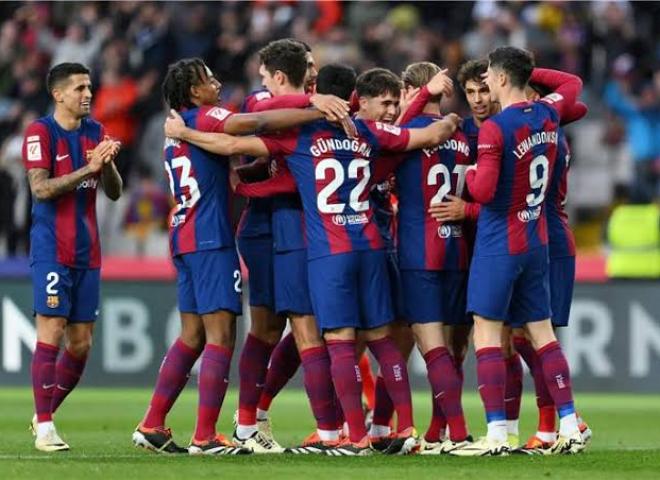 برشلونة يهزم ريال سوسيداد بثنائية في الدوري الإسباني