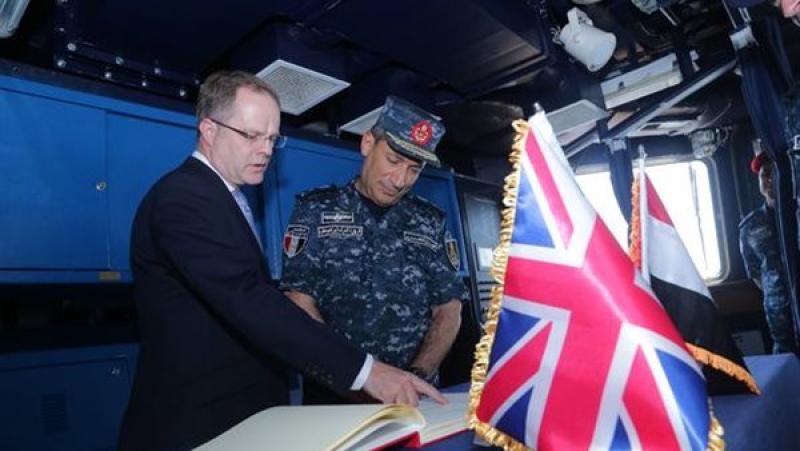 القوات البحرية المصرية والبريطانية تنفذان التدريب المشترك «مدافع الإسكندرية»