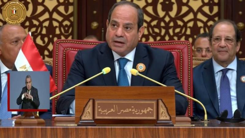 الرئيس السيسي: القمة العربية تنعقد في ظرف تاريخي دقيق تمر به المنطقة