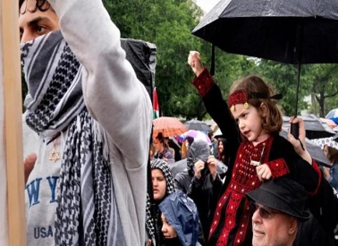 مئات المتظاهرين المناصرين للفلسطينيين يتجمعون في واشنطن لإحياء ذكرى حاضر أليم وماض أشد إيلاما