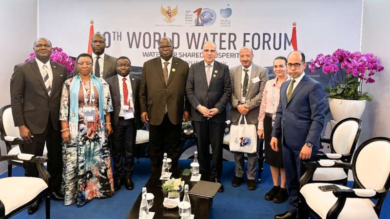 وزير الري يلتقى نظيره الإفواري لبحث سُبل تعزيز التعاون بين البلدين في مجال المياه