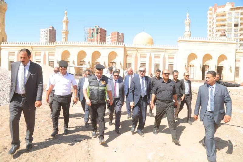 محافظ كفر الشيخ يتفقد أعمال تطوير «ساحة ميدان المسجد الإبراهيمي» بدسوق